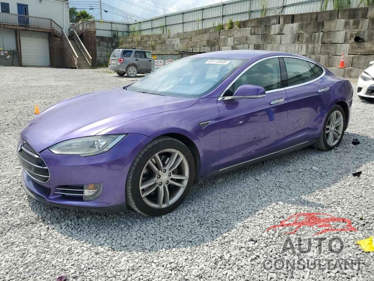 TESLA MODEL S 2013 - 5YJSA1CN1DFP26444