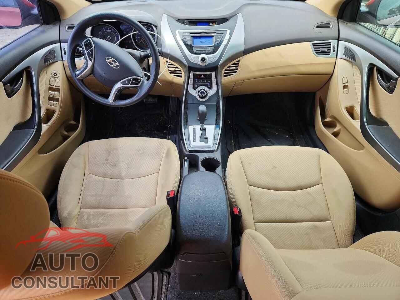 HYUNDAI ELANTRA 2012 - KMHDH4AE0CU463499