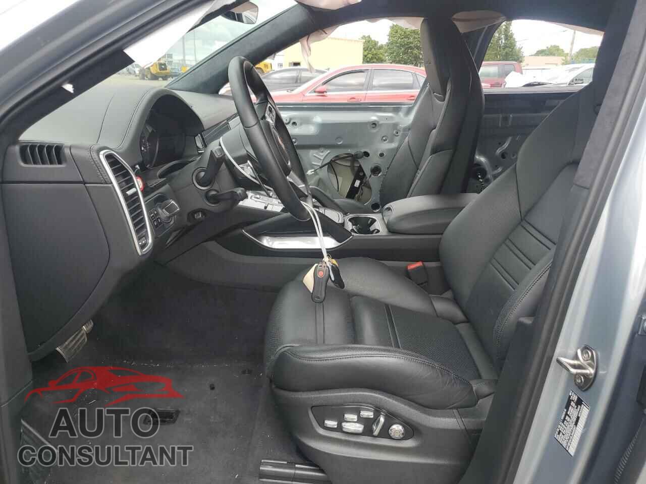 PORSCHE CAYENNE 2020 - WP1BF2AY2LDA65337