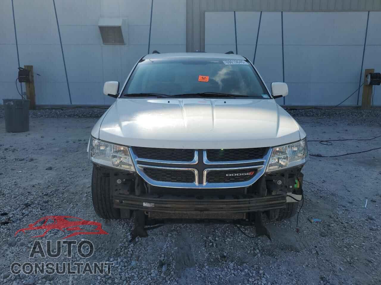 DODGE JOURNEY 2017 - 3C4PDCBB8HT524725