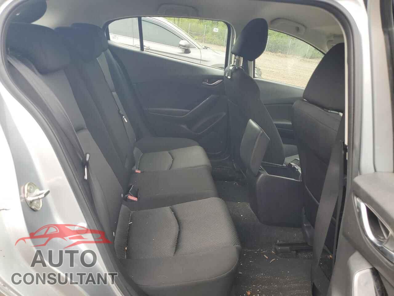 MAZDA 3 2017 - 3MZBN1K79HM148177