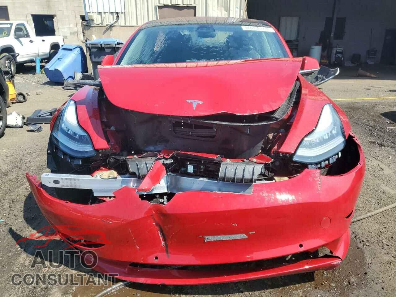 TESLA MODEL 3 2018 - 5YJ3E1EA0JF007992