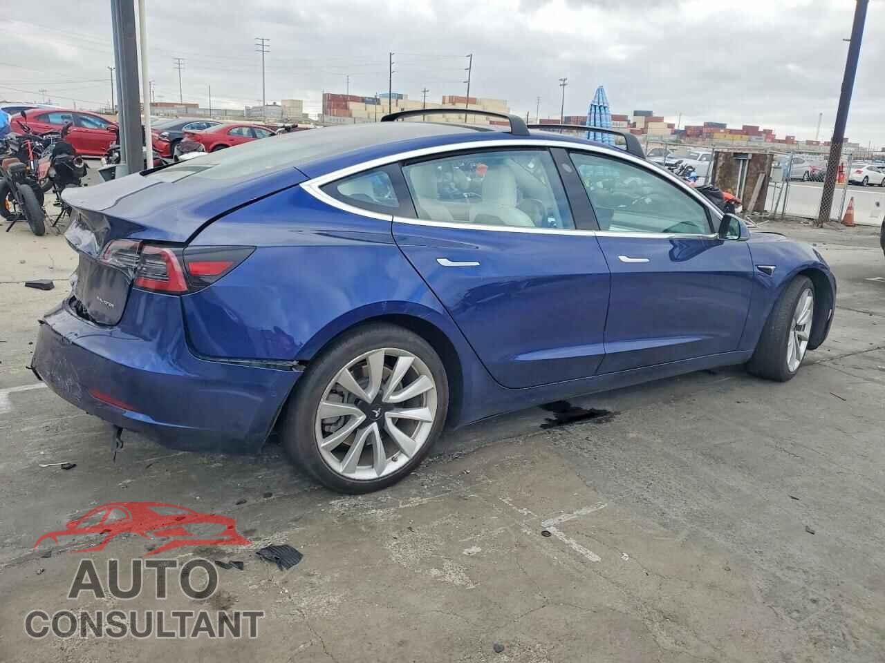 TESLA MODEL 3 2018 - 5YJ3E1EB7JF135414