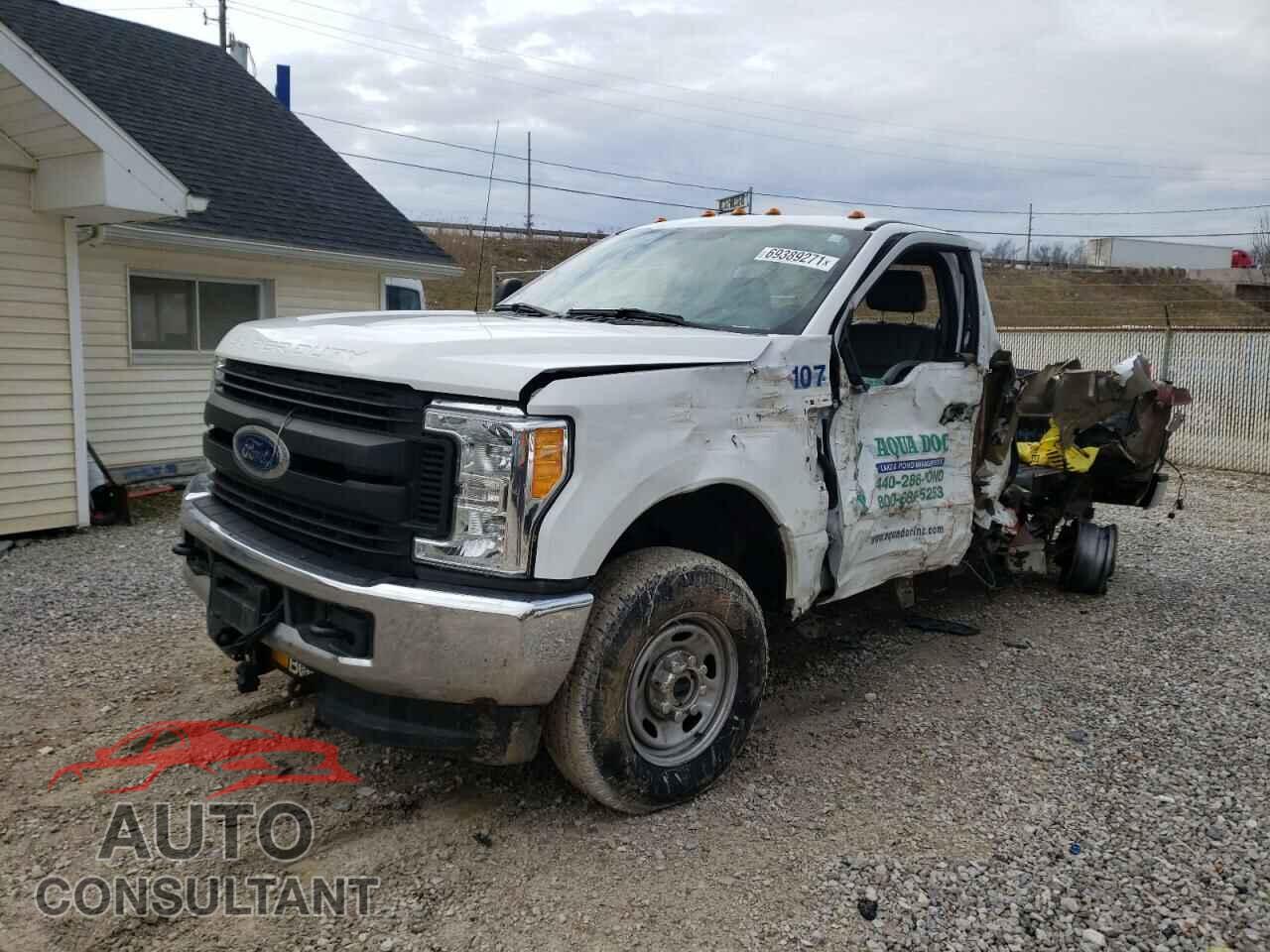FORD F350 2017 - 1FTRF3B60HED30373
