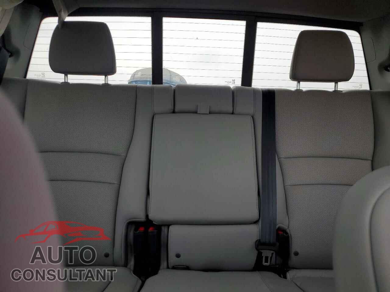 HONDA RIDGELINE 2017 - 5FPYK3F72HB012500