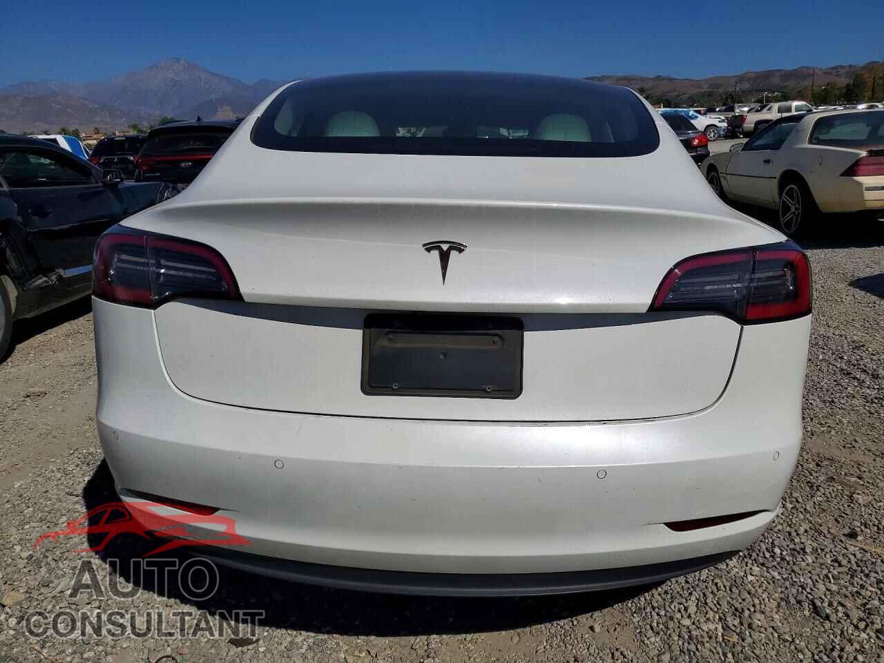 TESLA MODEL 3 2022 - 5YJ3E1EA7NF303730