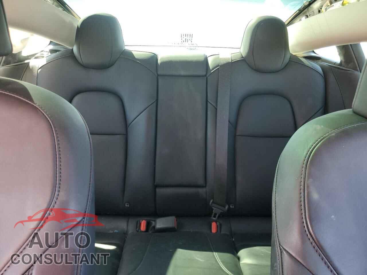 TESLA MODEL 3 2023 - 5YJ3E1EA2PF663104