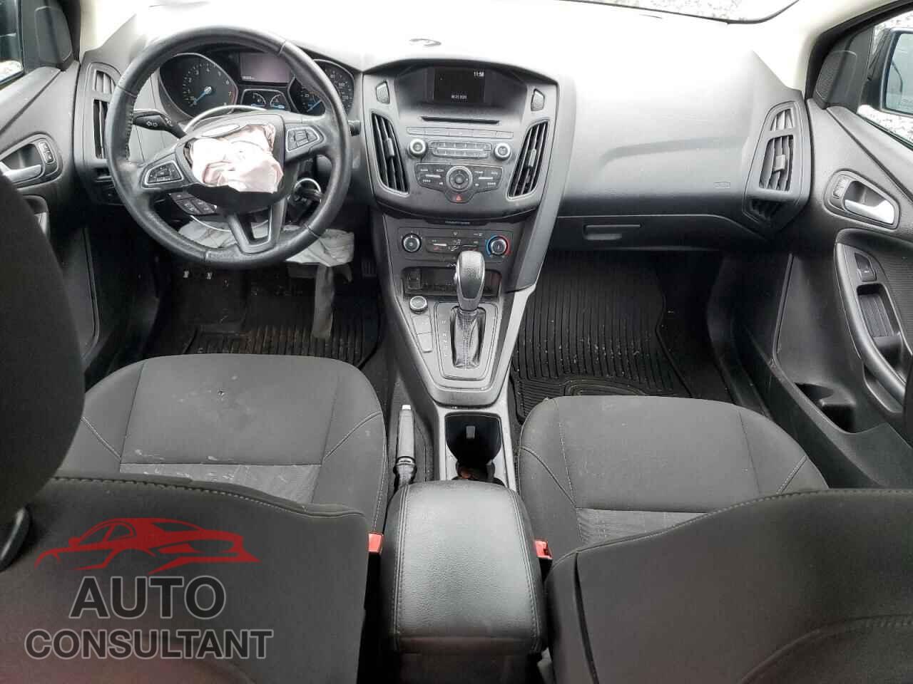 FORD FOCUS 2017 - 1FADP3F29HL305634