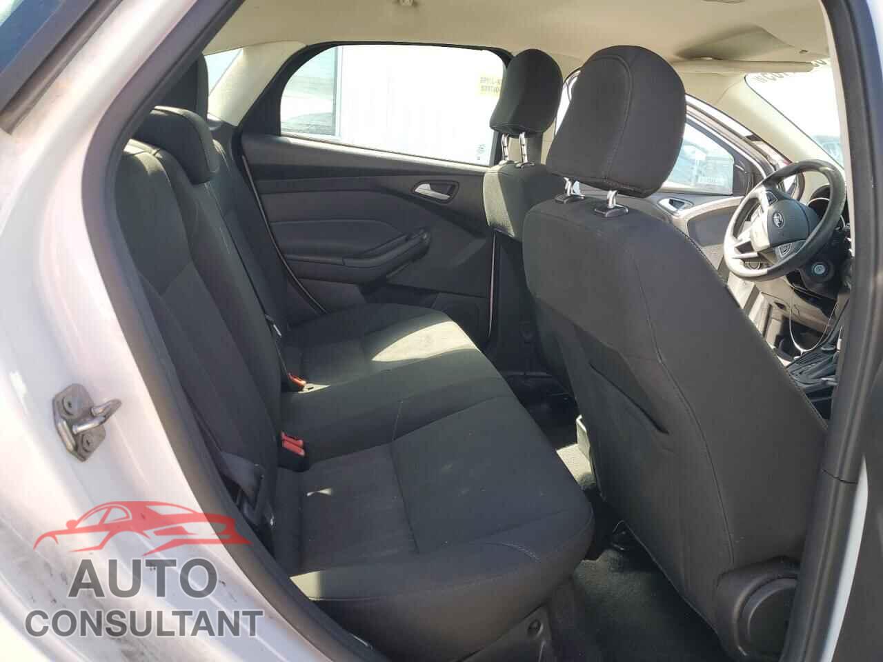 FORD FOCUS 2017 - 1FADP3F2XHL300314
