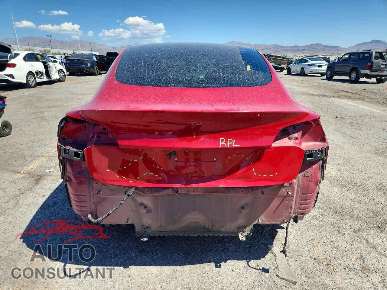 TESLA MODEL 3 2019 - 5YJ3E1EB7KF389738