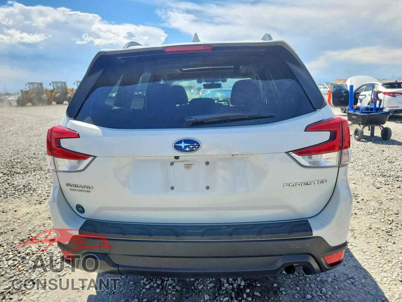 SUBARU FORESTER 2019 - JF2SKAEC9KH428036