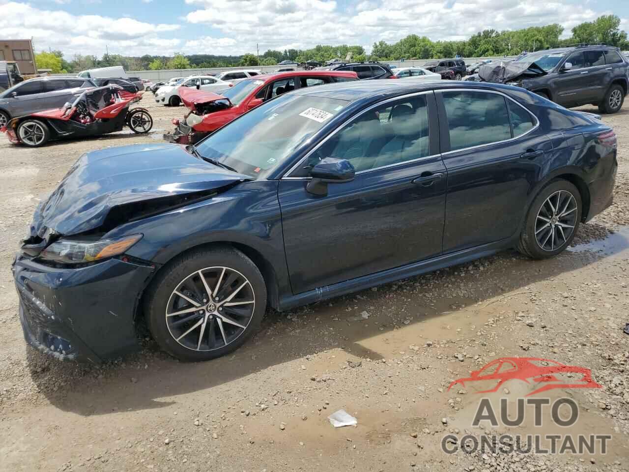 TOYOTA CAMRY 2021 - 4T1G11AK6MU437044