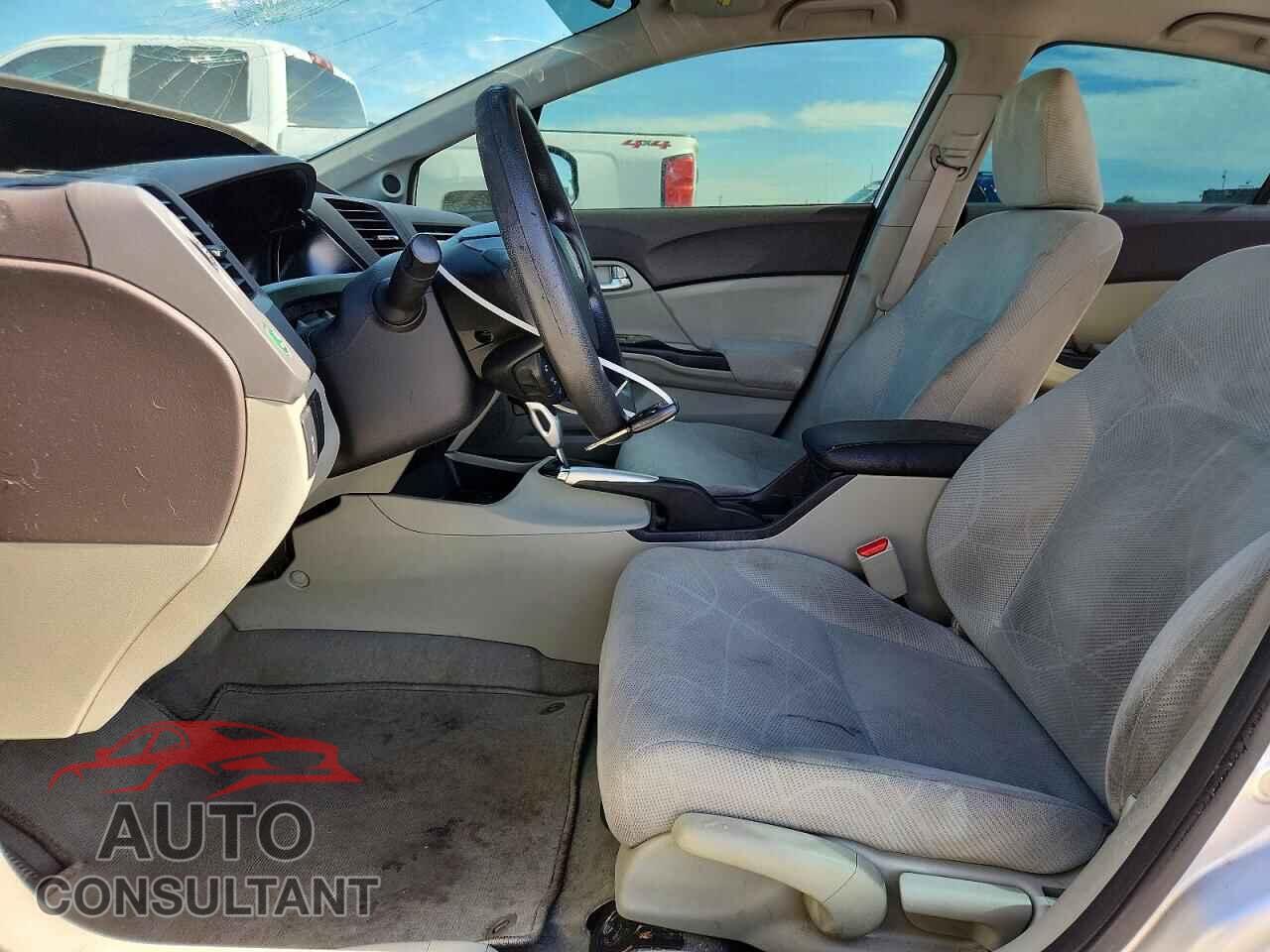 HONDA CIVIC 2012 - 2HGFB2F86CH328456
