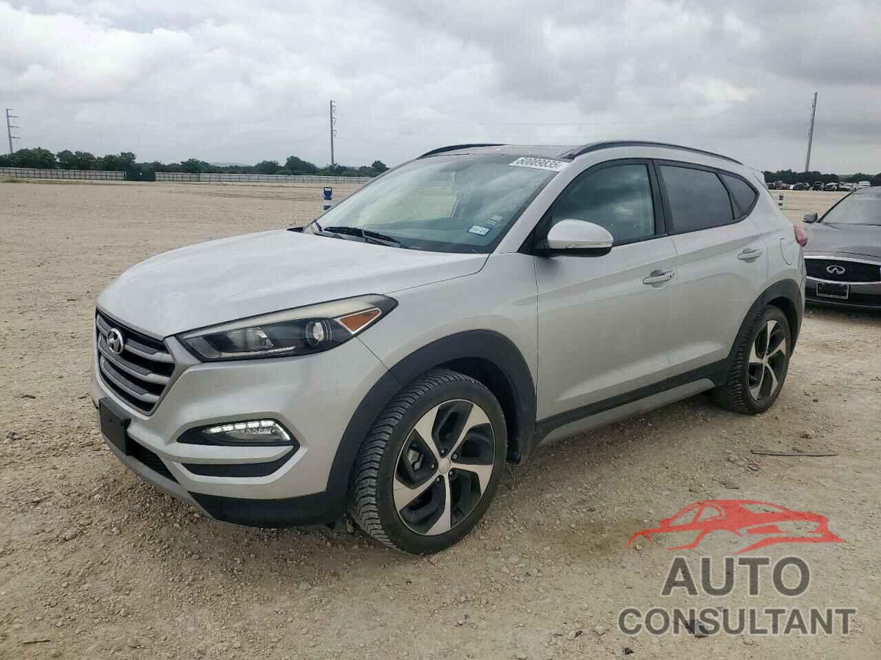 HYUNDAI TUCSON 2018 - KM8J33A23JU778585