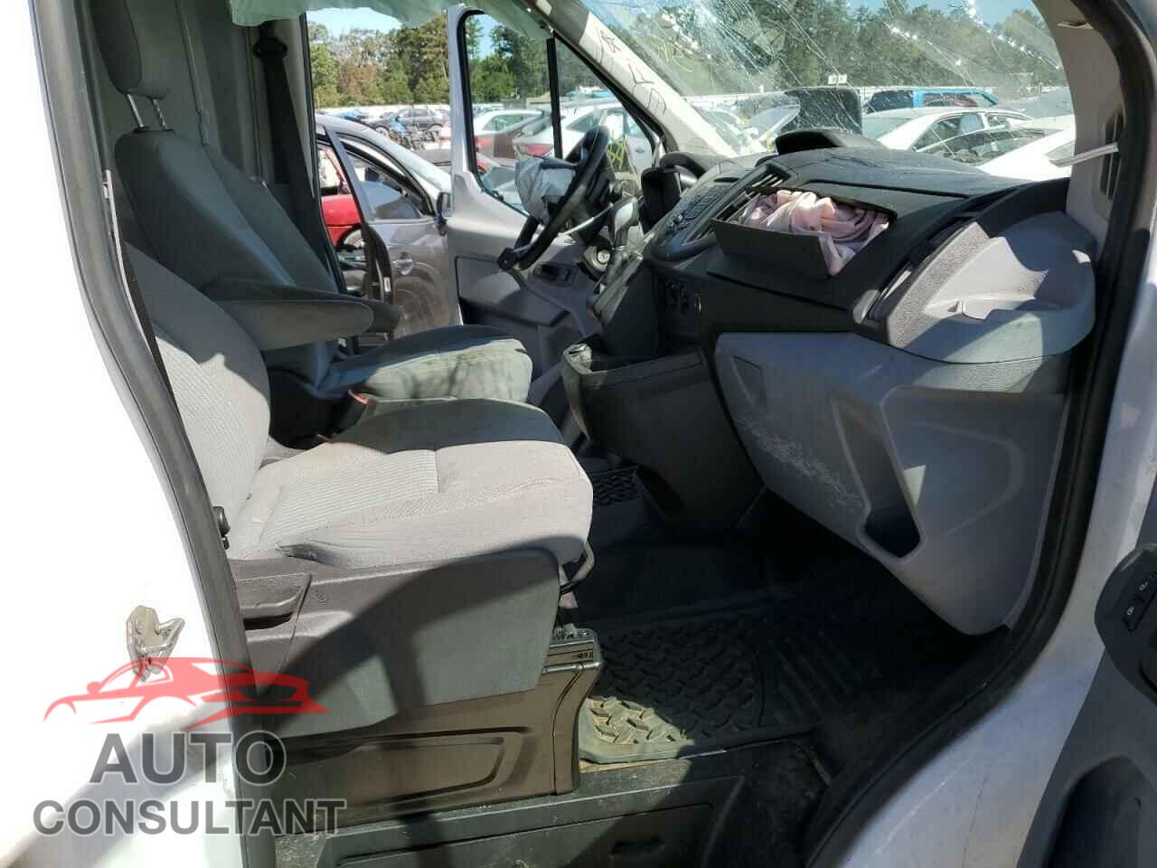 FORD TRANSIT 2017 - 1FTYE2CG4HKA00799