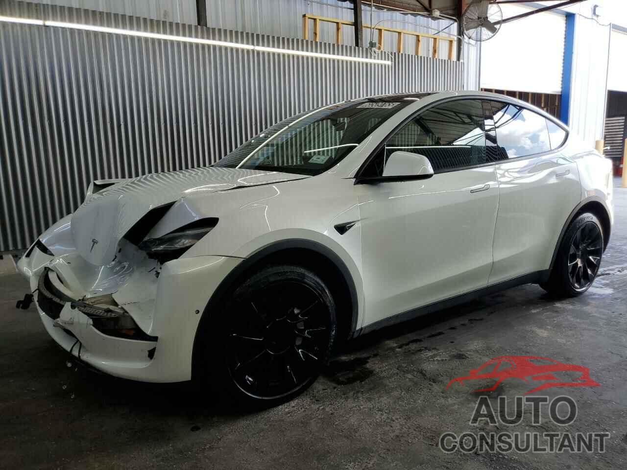 TESLA MODEL Y 2022 - 7SAYGDEE5NF428782