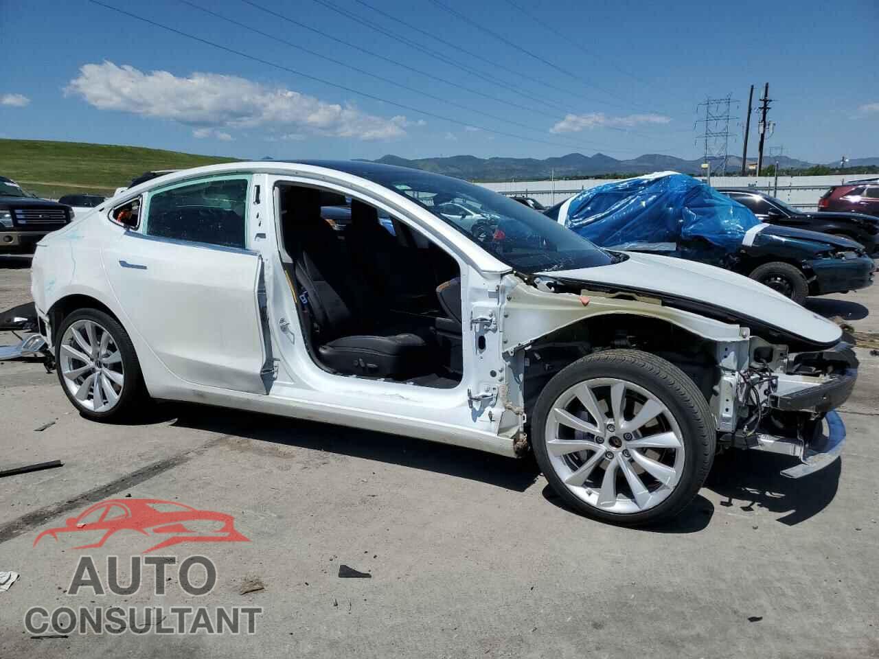 TESLA MODEL 3 2020 - 5YJ3E1EB3LF621446