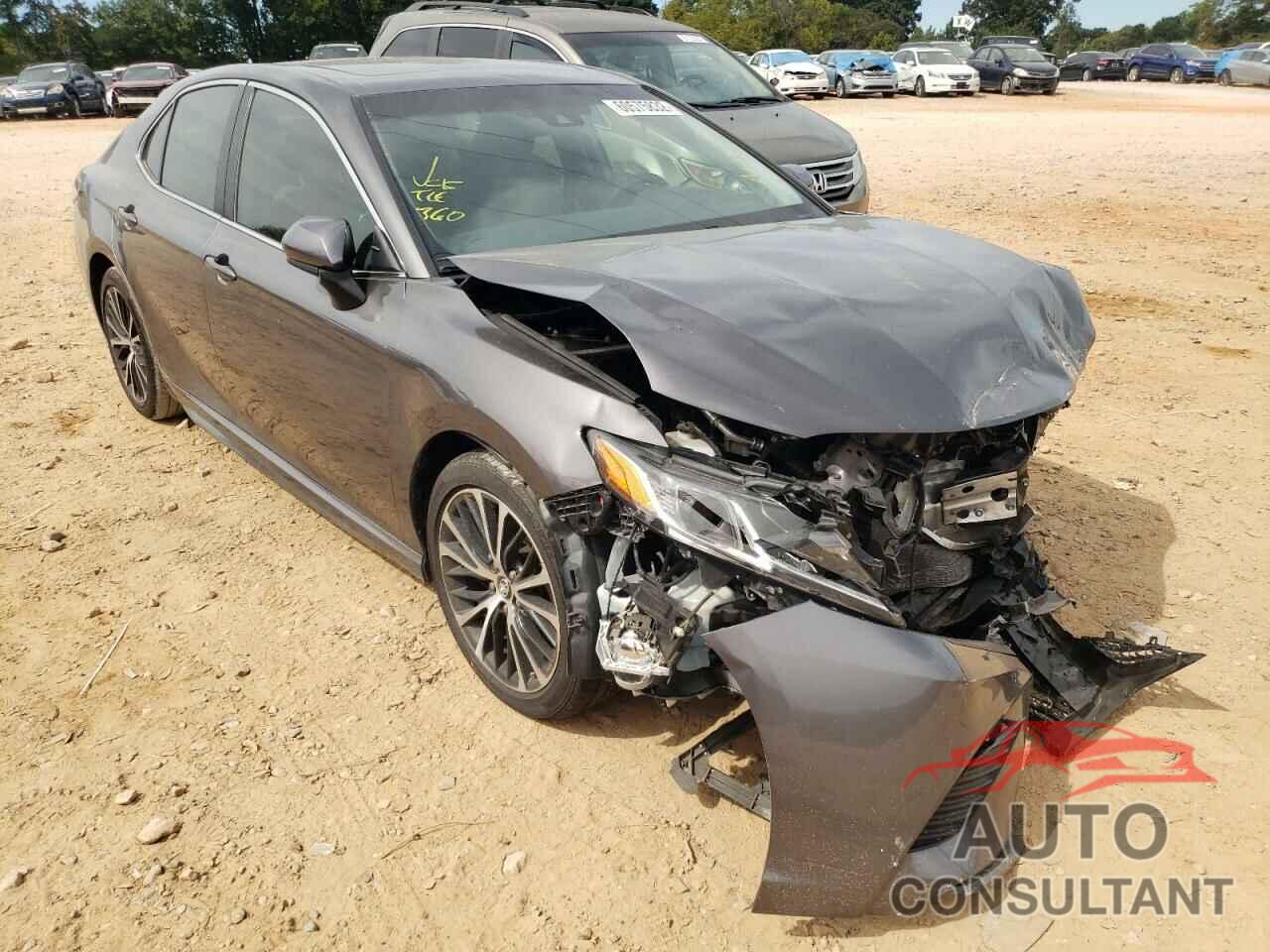 TOYOTA CAMRY 2018 - 4T1B11HK8JU036459