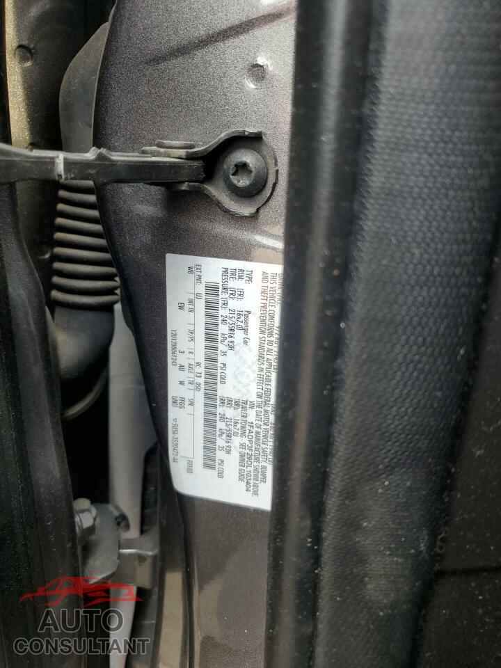 FORD FOCUS 2013 - 1FADP3F29DL103404