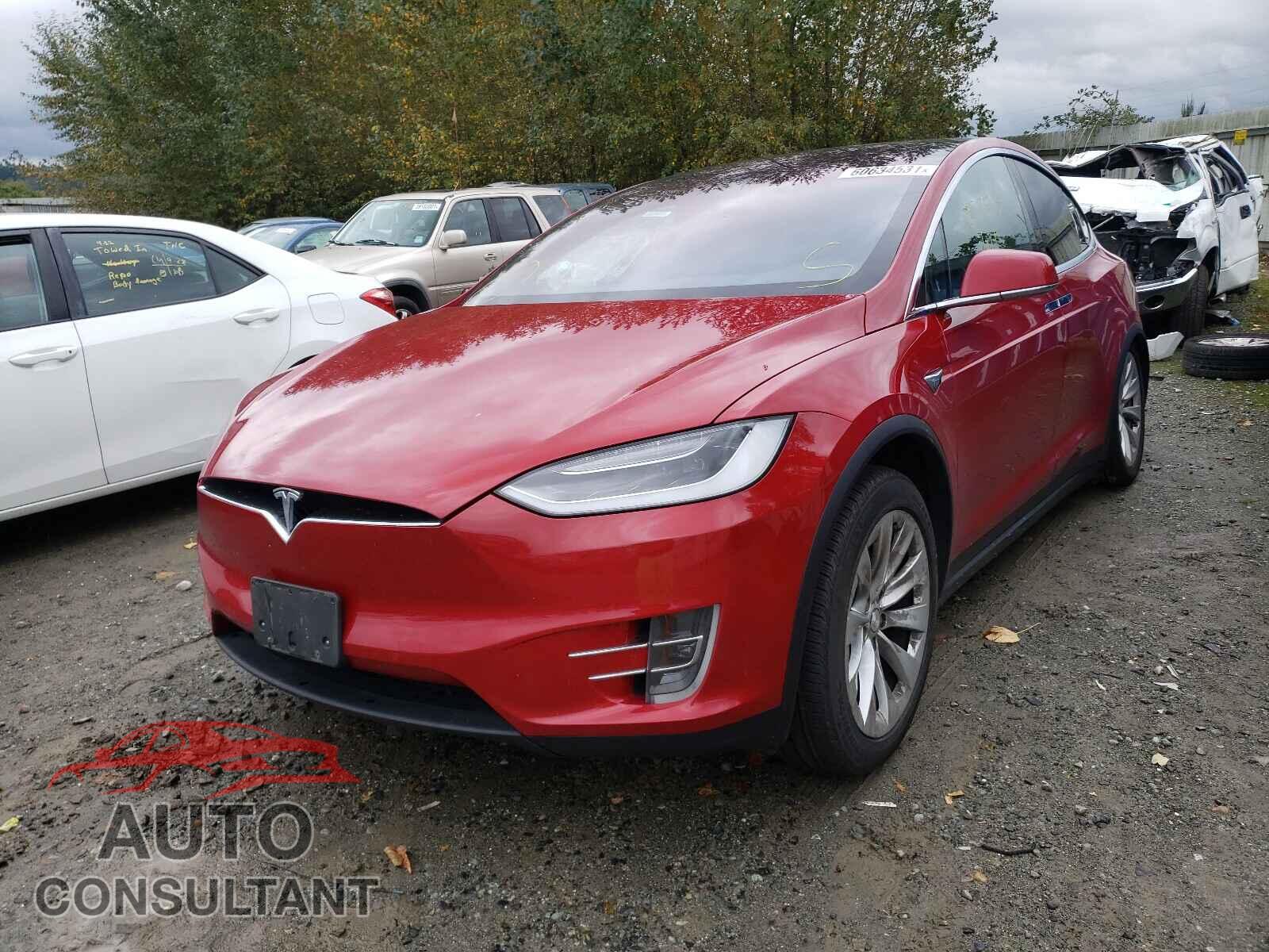 TESLA MODEL X 2017 - 5YJXCAE28HF044444