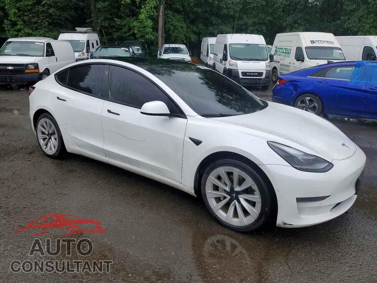 TESLA MODEL 3 2022 - 5YJ3E1EA3NF371152