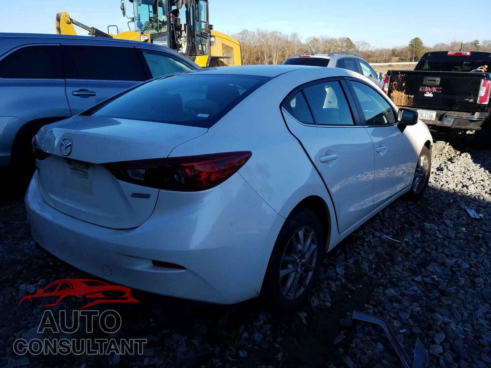 MAZDA 3 2017 - 3MZBN1U75HM118607