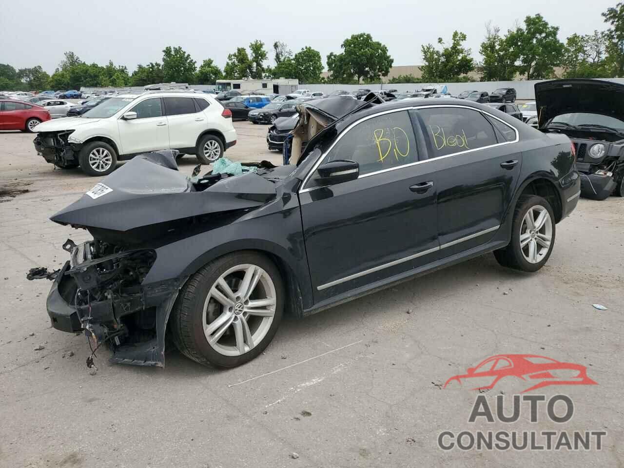 VOLKSWAGEN PASSAT 2013 - 1VWCN7A35DC051351