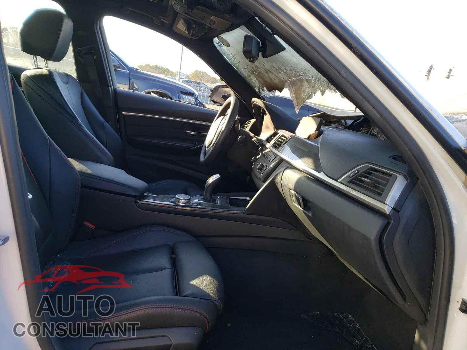 BMW 3 SERIES 2016 - WBA8E3G58GNU04486