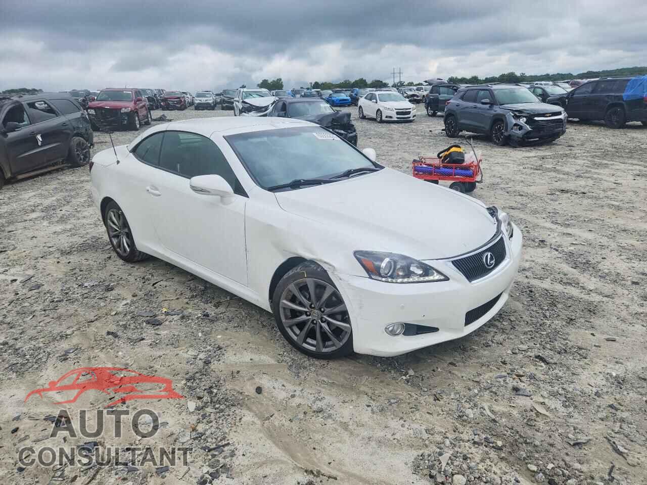 LEXUS IS 2015 - JTHFF2C27F2532455