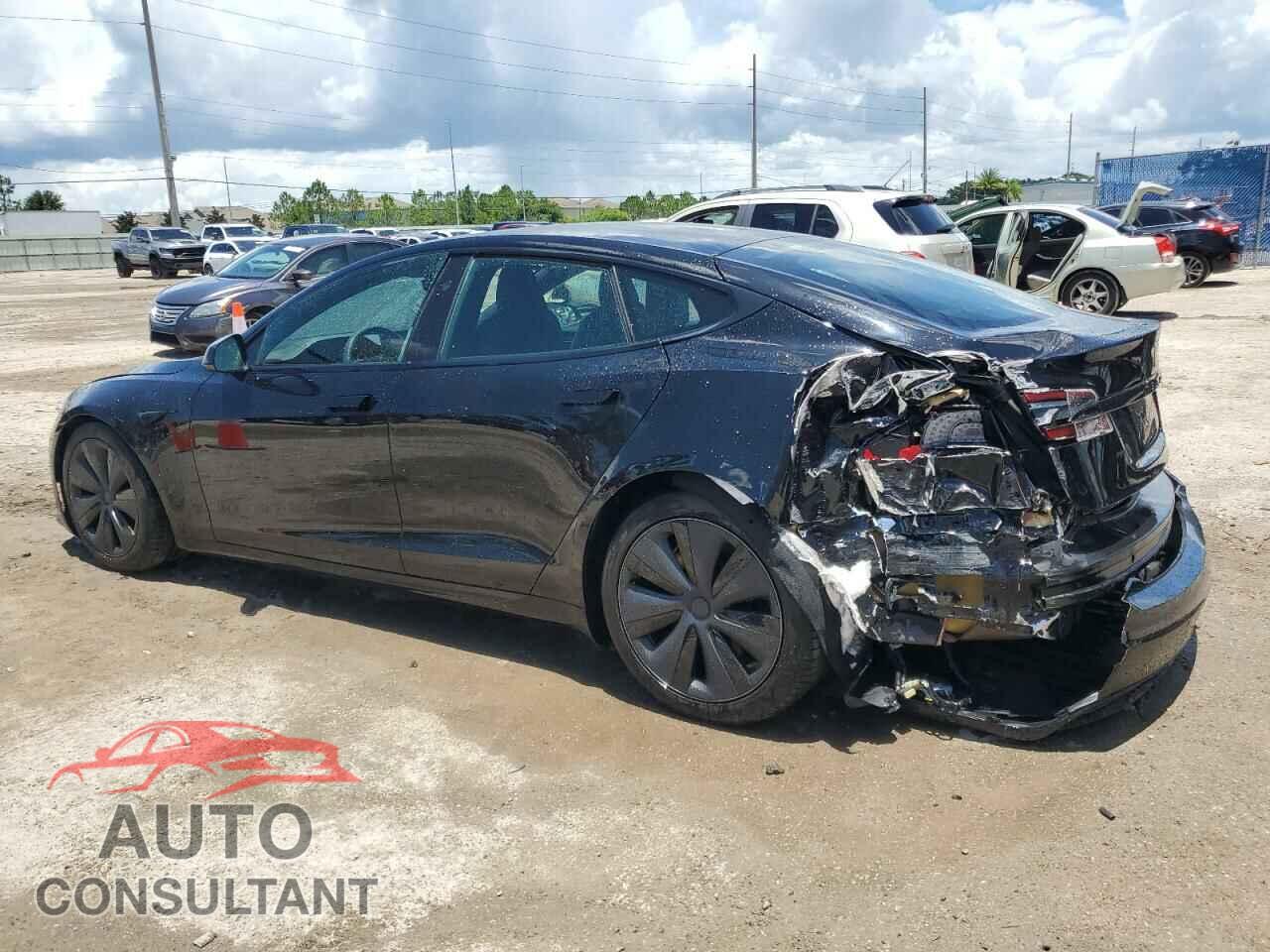 TESLA MODEL S 2022 - 5YJSA1E64NF469304