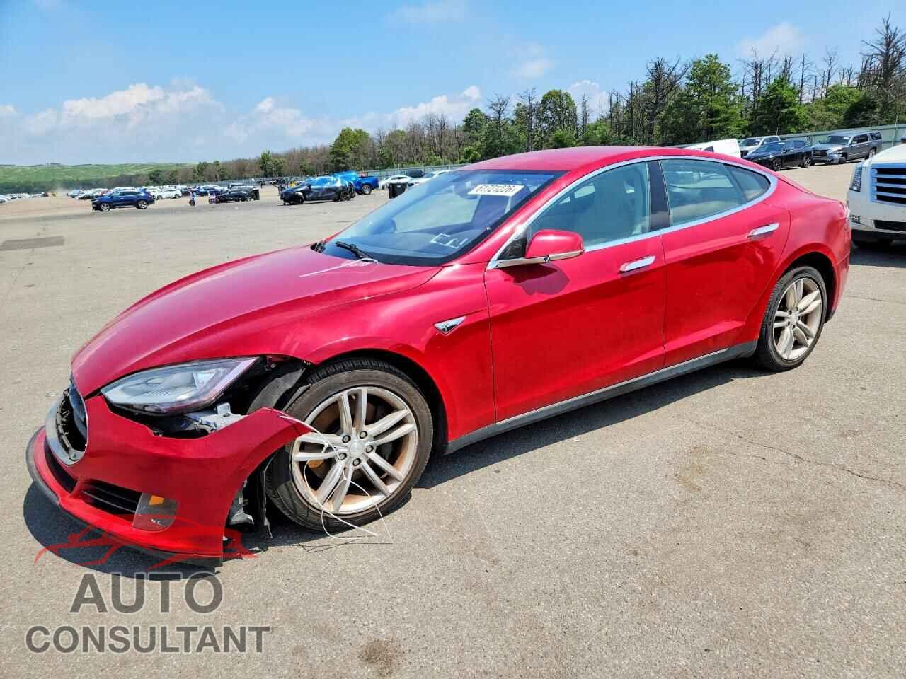 TESLA MODEL S 2013 - 5YJSA1DG6DFP08988