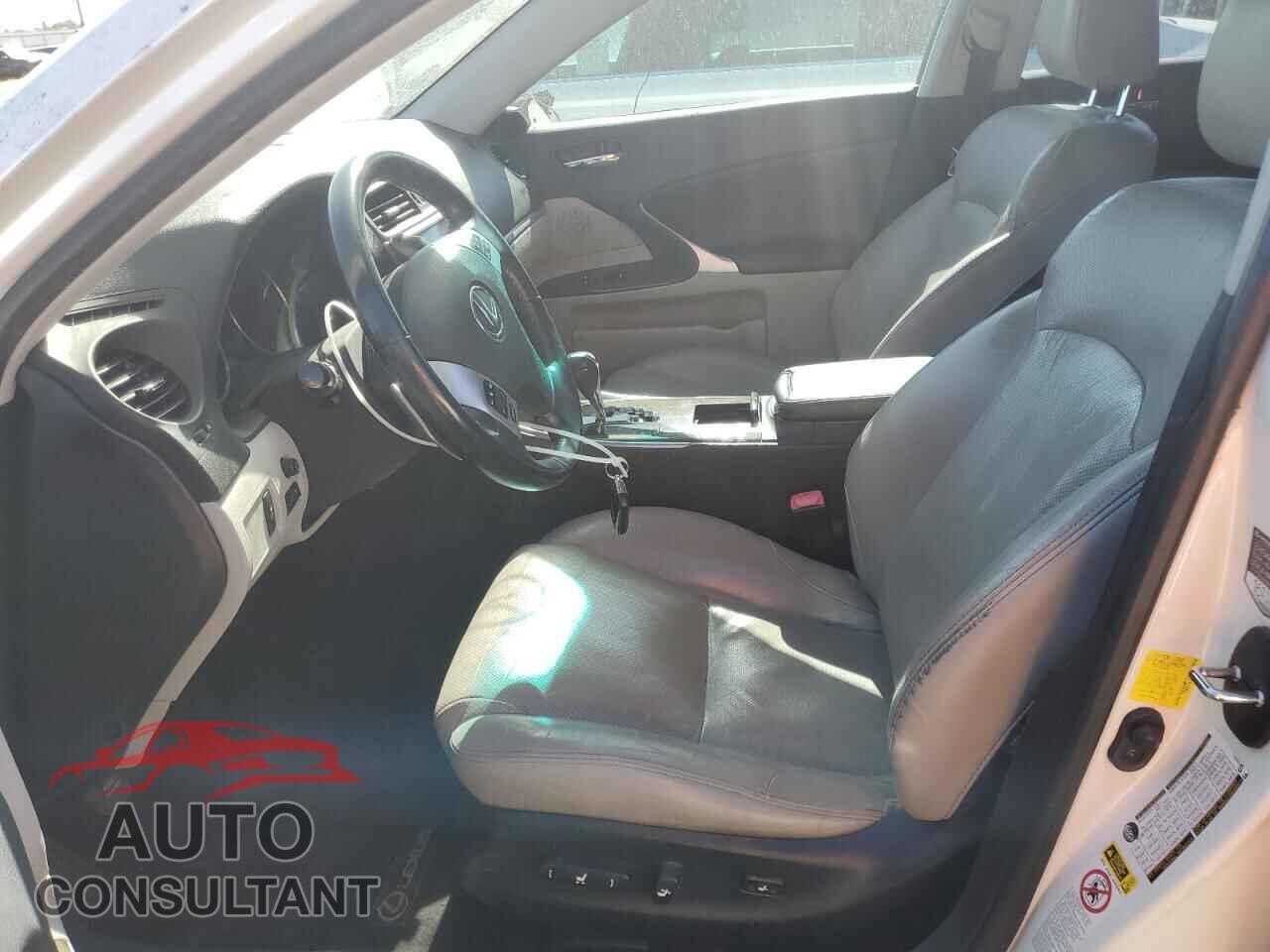LEXUS IS 2012 - JTHBF5C24C5169462