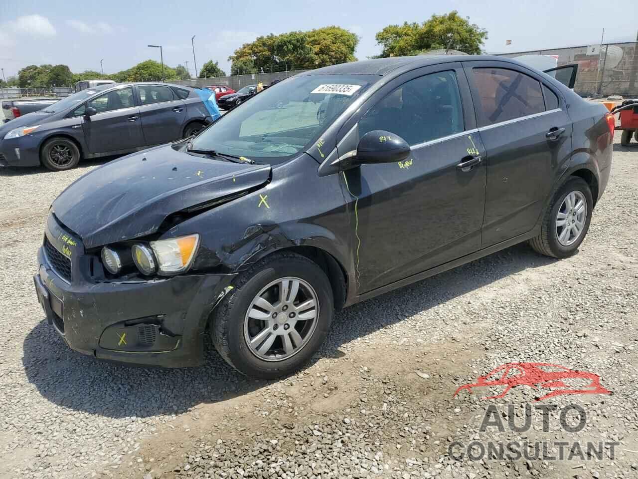 CHEVROLET SONIC 2014 - 1G1JC5SG5E4166929