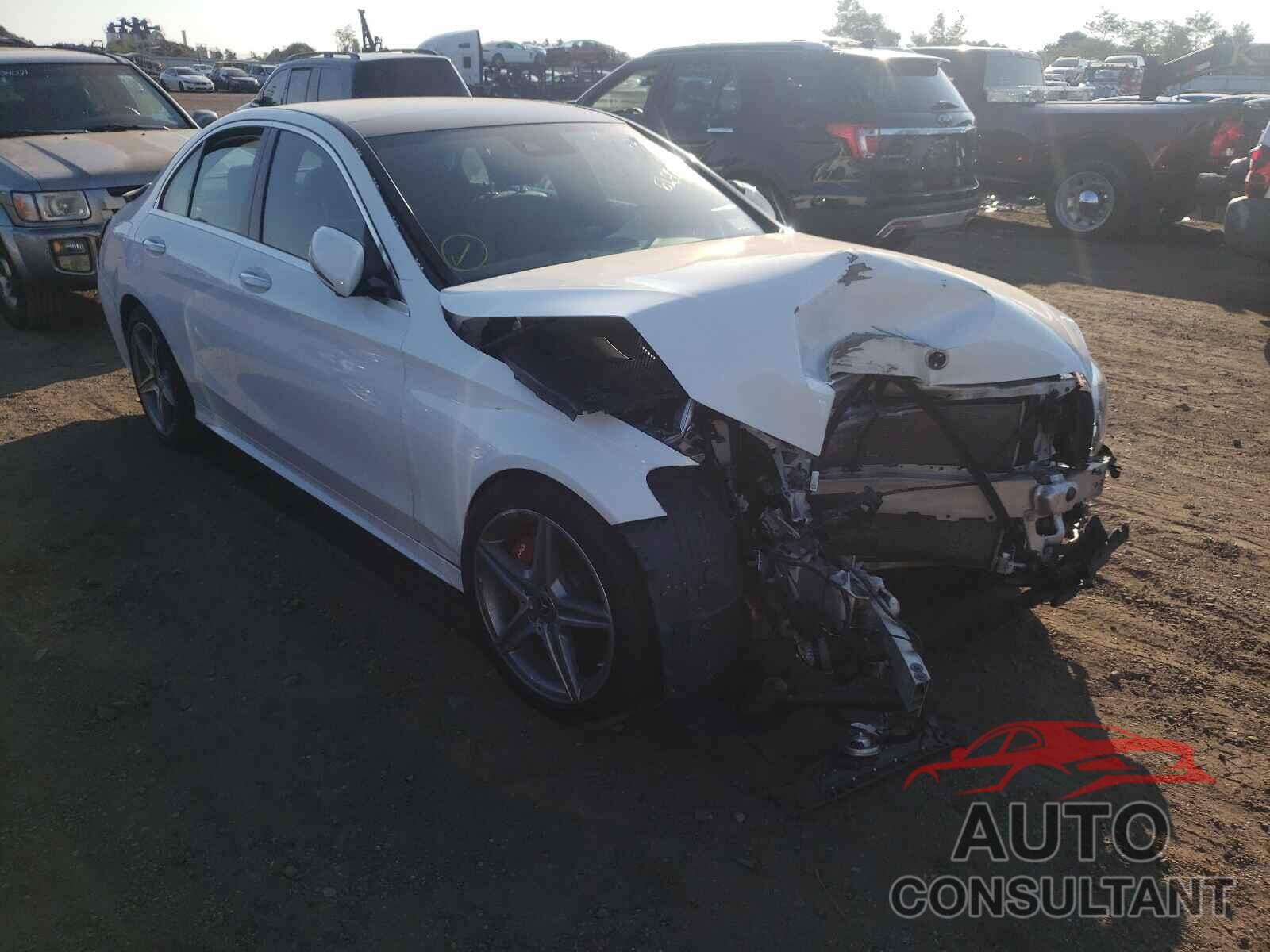 MERCEDES-BENZ C-CLASS 2018 - 55SWF4KBXJU237126