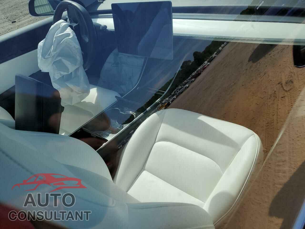 TESLA MODEL 3 2019 - 5YJ3E1EB3KF454987