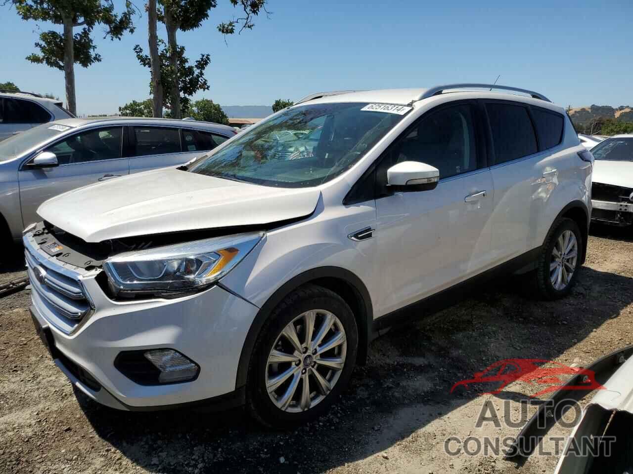 FORD ESCAPE 2017 - 1FMCU0JD8HUA23626