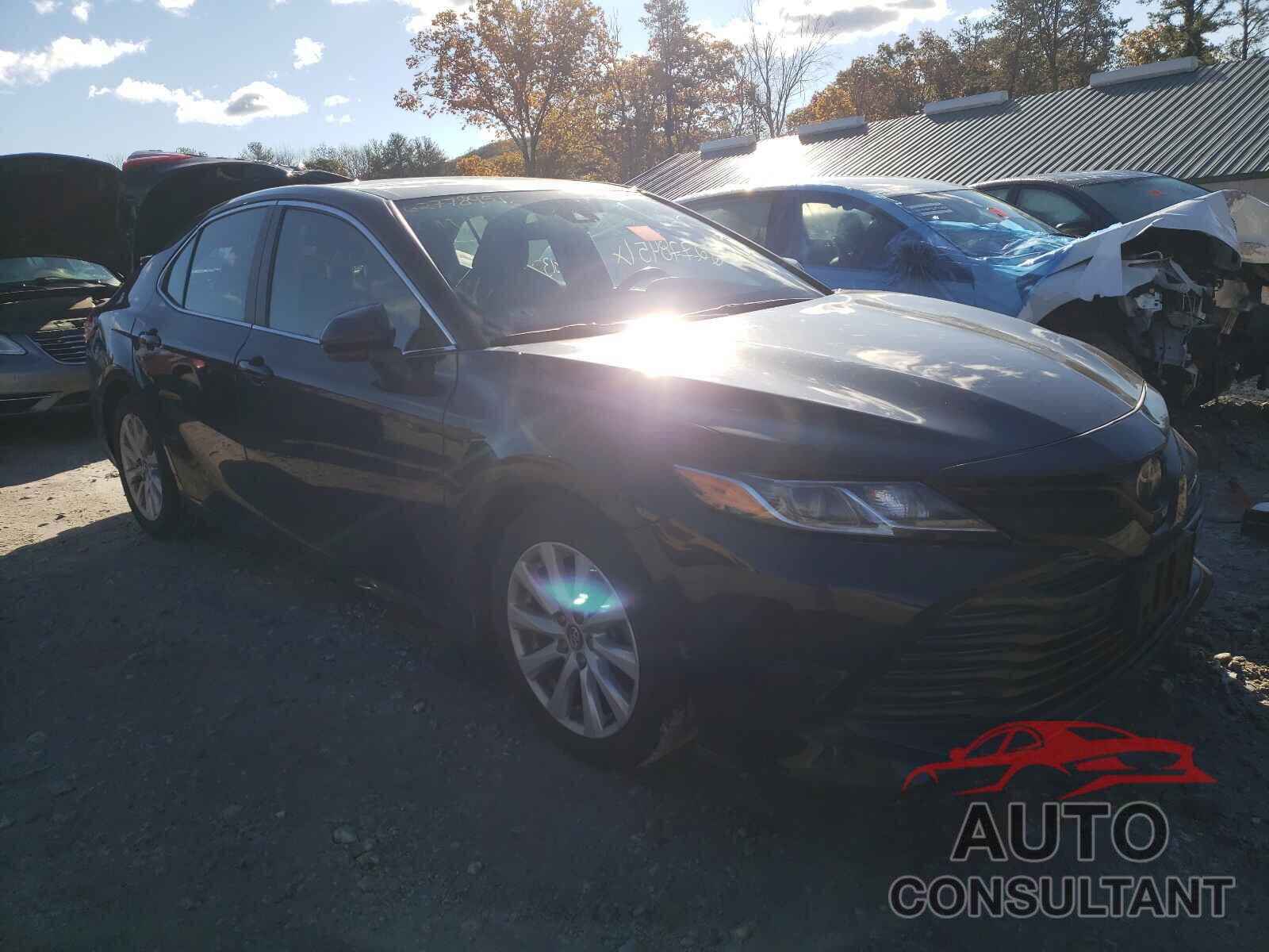 TOYOTA CAMRY 2019 - 4T1B11HK0KU818093