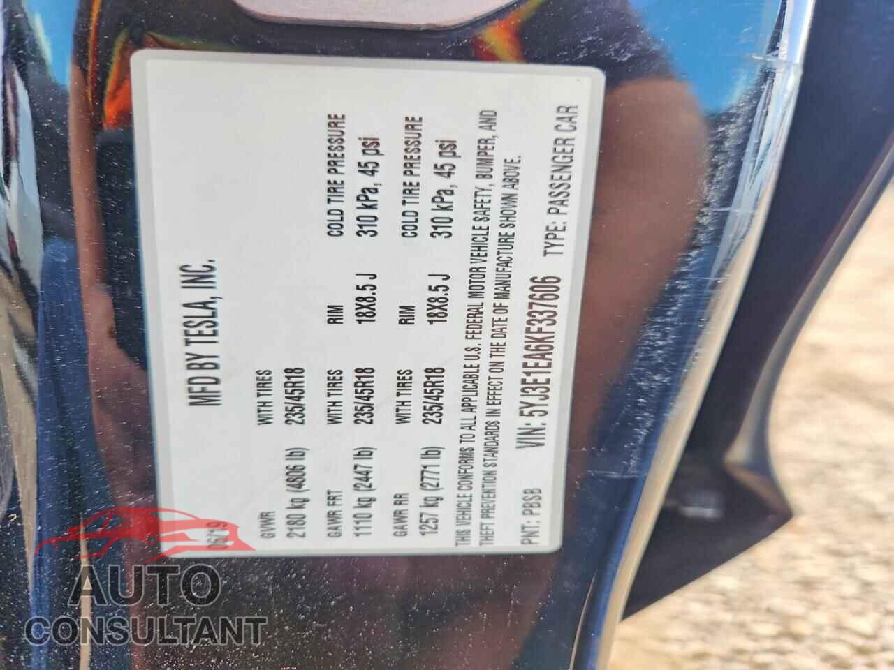 TESLA MODEL 3 2019 - 5YJ3E1EA6KF337606