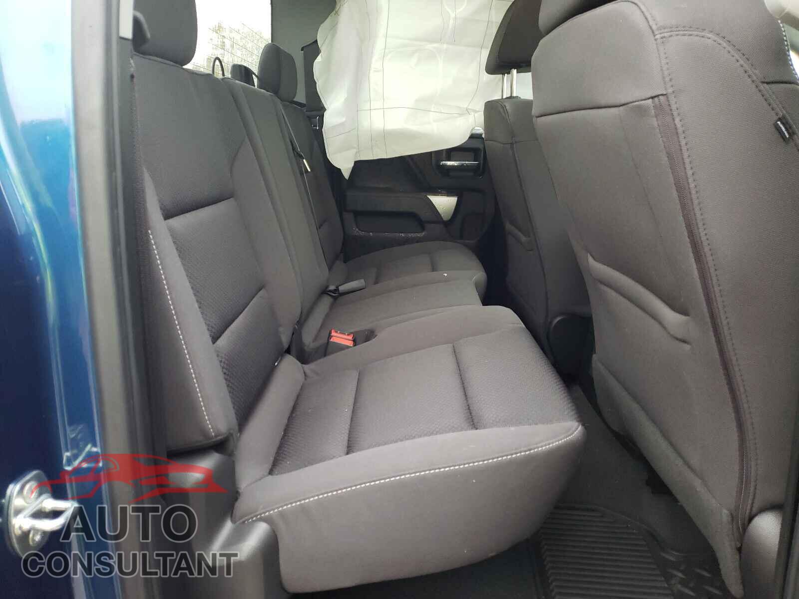 CHEVROLET SILVERADO 2019 - 2GCVKPEC5K1215232