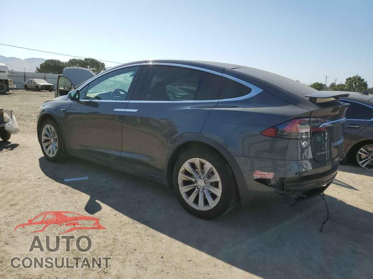 TESLA MODEL X 2016 - 5YJXCBE21GF027716