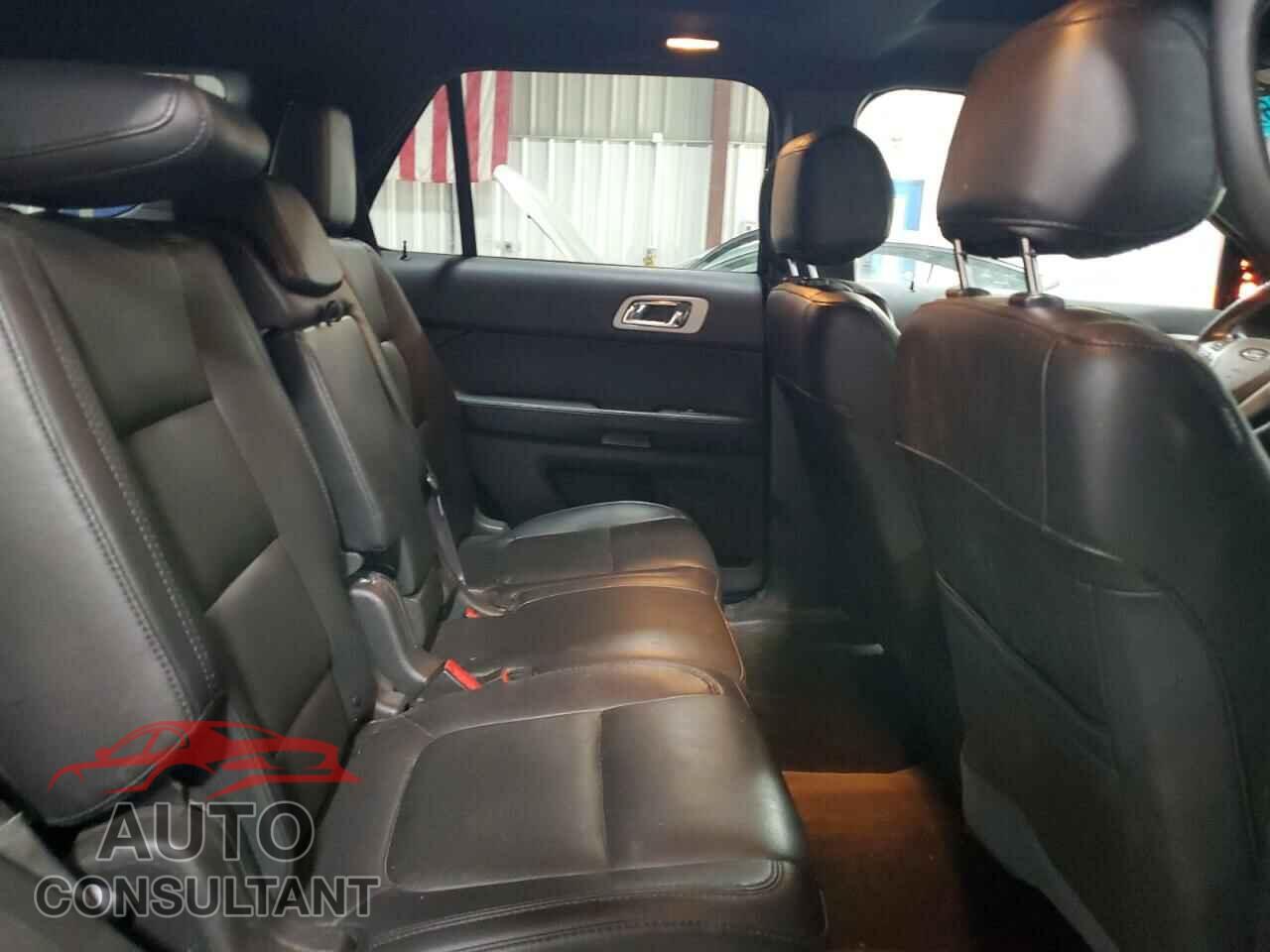 FORD EXPLORER 2015 - 1FM5K8F81FGA84157
