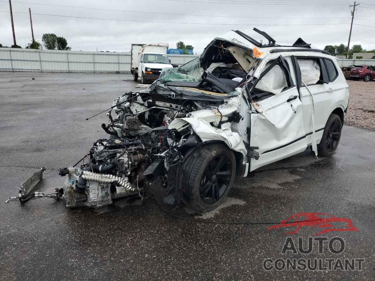 VOLKSWAGEN TIGUAN 2023 - 3VVCB7AX6PM112600