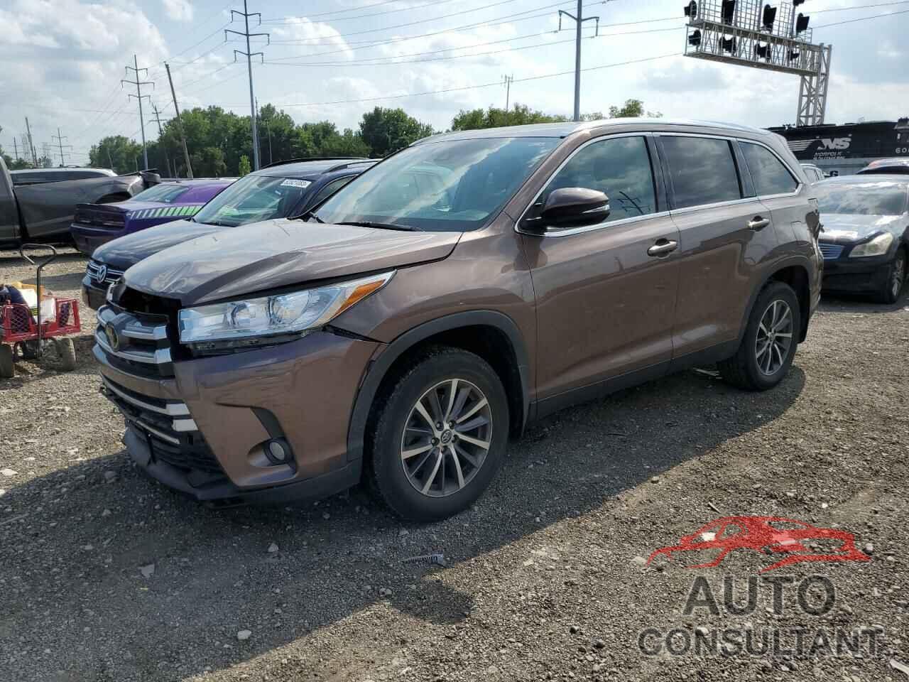 TOYOTA HIGHLANDER 2019 - 5TDJZRFHXKS963953