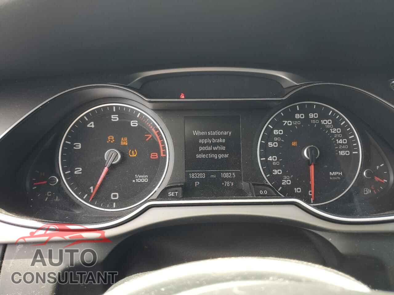 AUDI A4 2013 - WAUFFAFL1DN005178