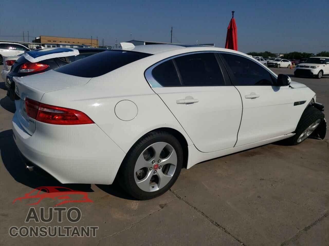 JAGUAR XE 2017 - SAJAR4BG4HA977449