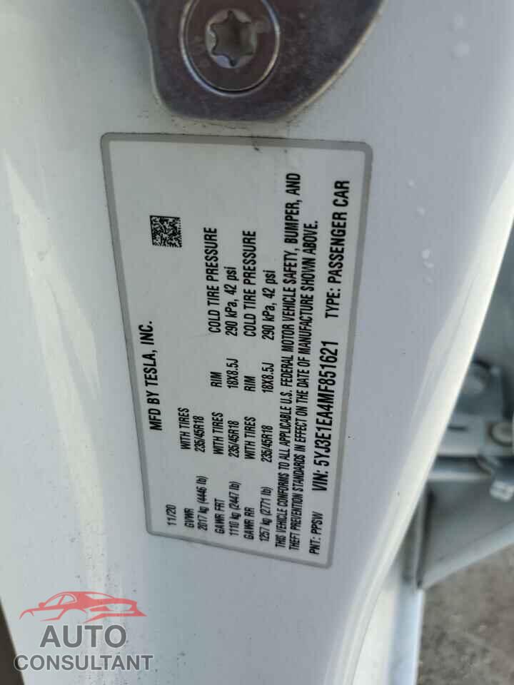 TESLA MODEL 3 2021 - 5YJ3E1EA4MF851621