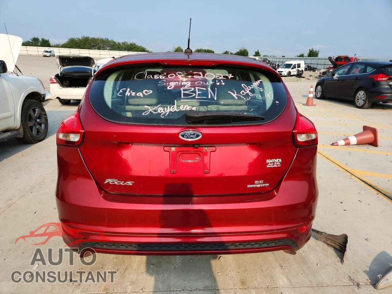 FORD FOCUS 2015 - 1FADP3K2XFL305130