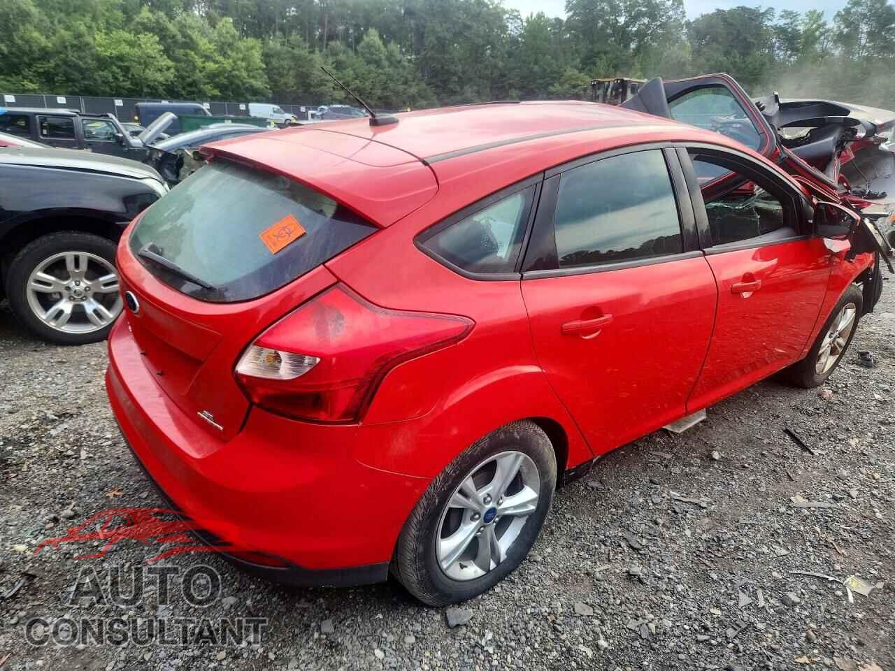 FORD FOCUS 2014 - 1FADP3K22EL158395