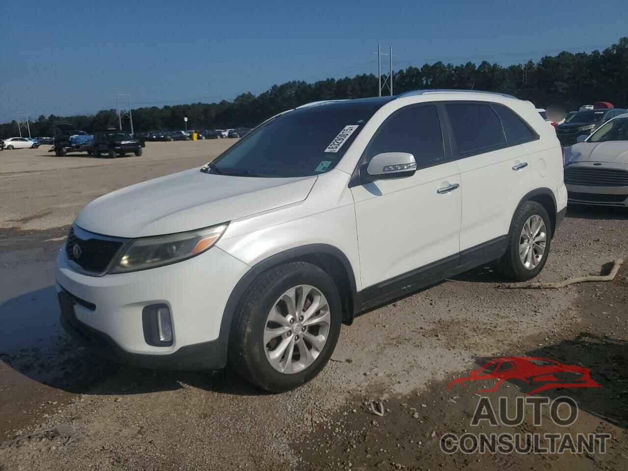 KIA SORENTO 2015 - 5XYKU4A73FG576670