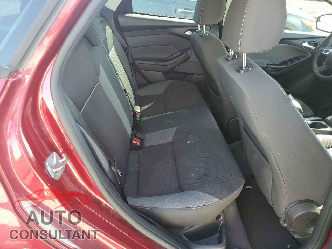 FORD FOCUS 2014 - 1FADP3F29EL324311
